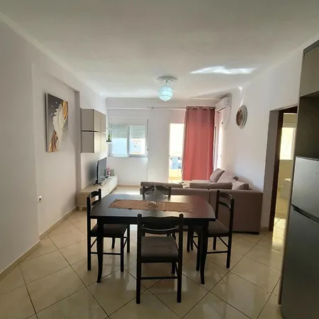 5 Road Appartamento *